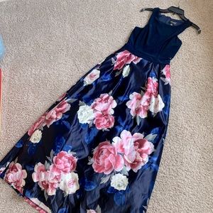 NWT - Size 2, long Prom or Homecoming Dress
